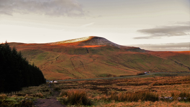 Brecon Beacon National Park  vandring til fjelltoppen Pen y Fan